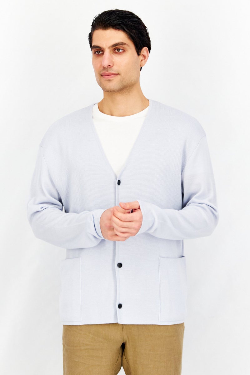 SELECTED كارديجان هوجو محبوك للرجال على شكل حرف V، أزرق فاتح - Image 1