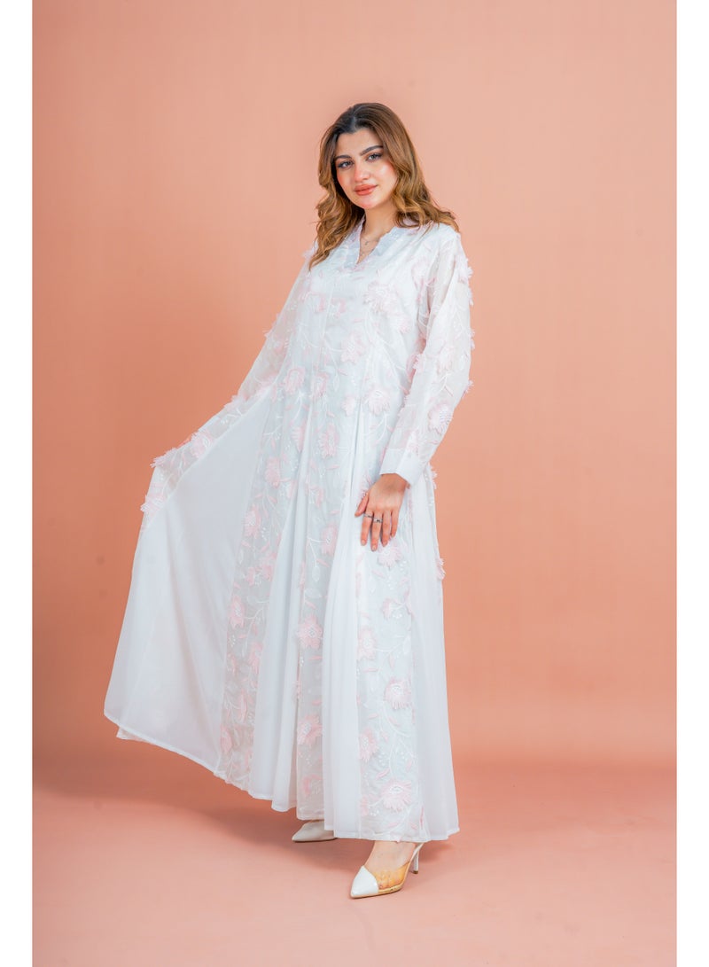 اكسا جلابية مطرزة بالزهور - Image 4