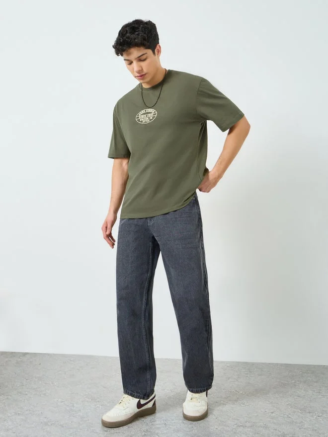 Styli Styli Men Oversized HD Emblem Graphic Jersey T-Shirt