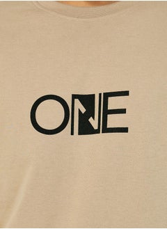 Styli Minimal Print Oversized Cotton Rich T-Shirt  - Image 3