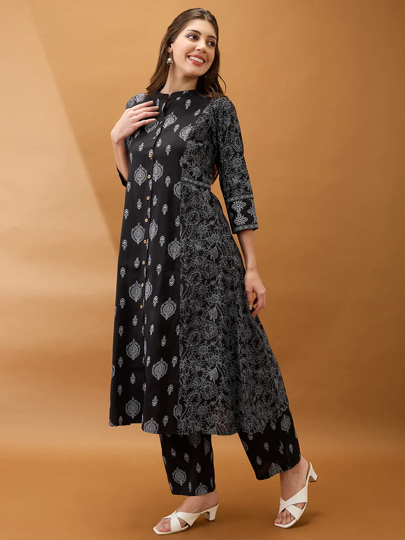 جلو باص Women Black Ethnic Print Mandarin Collar Button Down A-Line Kurta With Straight Pant Set