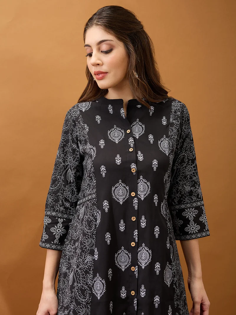 جلو باص Women Black Ethnic Print Mandarin Collar Button Down A-Line Kurta With Straight Pant Set