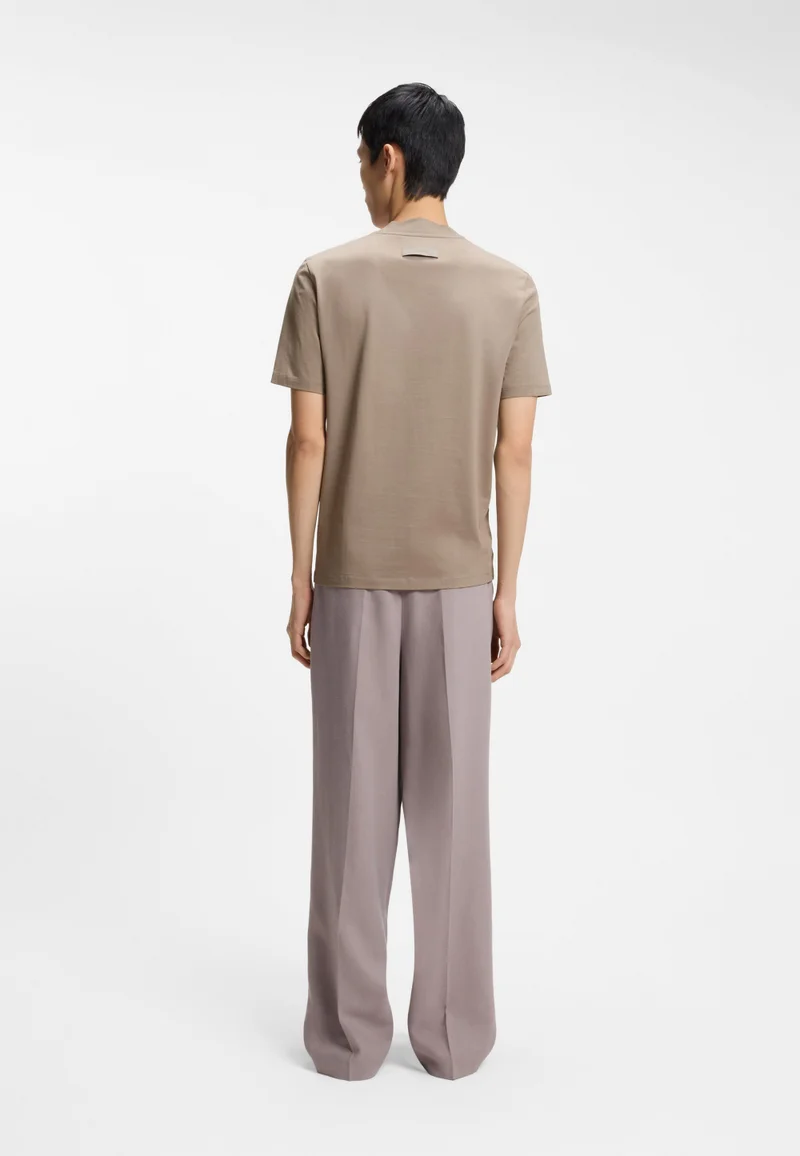 هوجو Slim-fit T-shirt in stretch cotton with stand collar