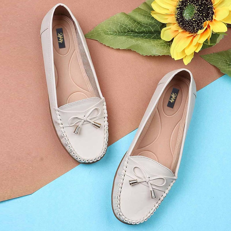 Shoetopia أحذية لوفرز كاجوال أنيقة للنساء من شوتوبيا | أحذية مسطحة مريحة سهلة الارتداء بتصميم فيونكة ونعل ناعم للاستخدام اليومي - Image 3