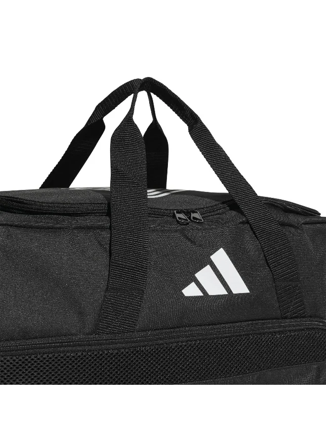 adidas حقيبة رياضية تيرو إل دافل إم سوداء لكرة القدم للجنسين مقاس واحد