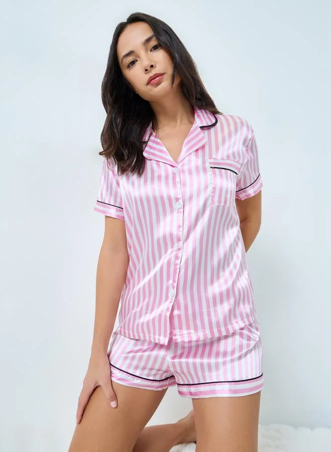 تايك تو مجموعة من 3 قطع شورت وبنطال وبلوزة بأزرار ونمط مخطط