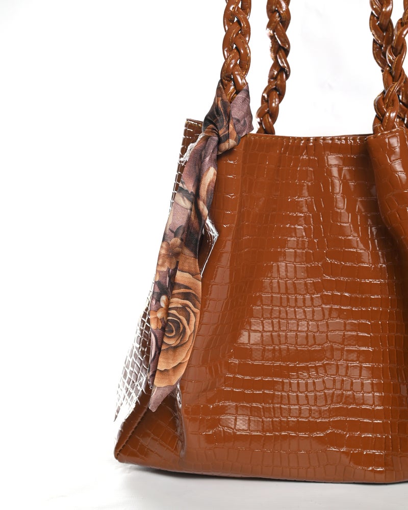 Elegant Shoulder Bag – Sleek Modern Design, Spacious And Versatile Use - Image 2