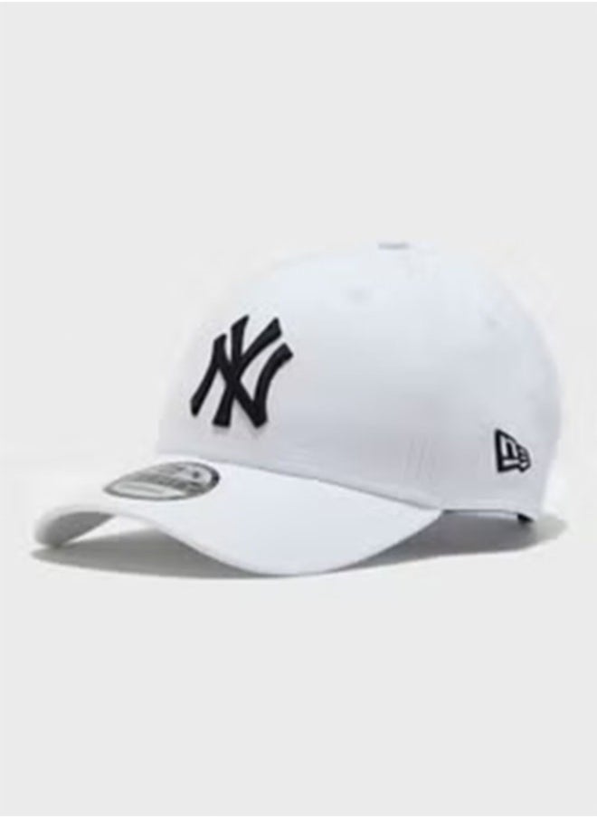 NEW ERA Youth 9Forty New York Yankees Cap  - Image 1