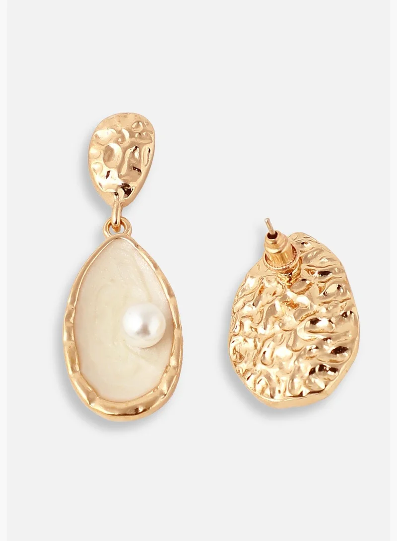 SOHI Gold Plated Pearls Casual Drop Earring For Women