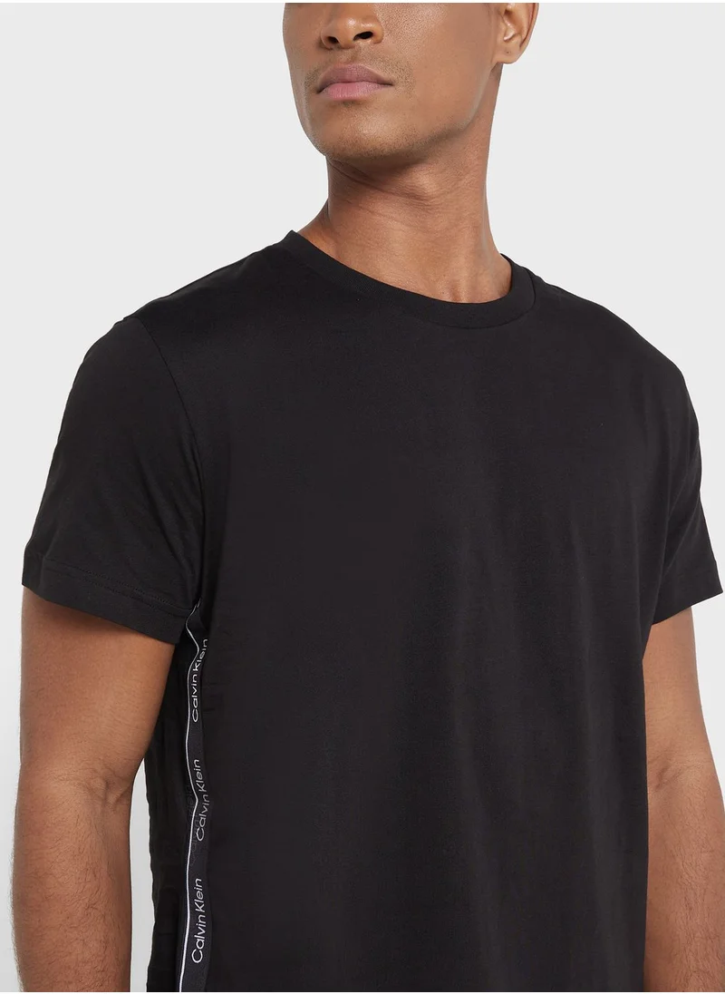 CALVIN KLEIN Logo Crew Neck T-Shirt