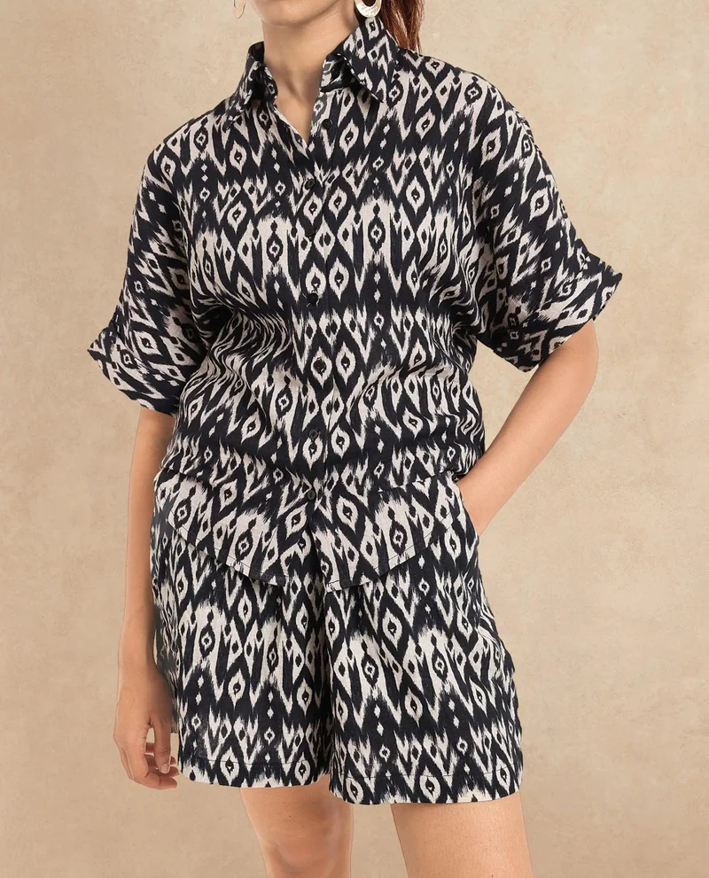 Rareism Women's Ikat Printed Short Sleeve Shirt