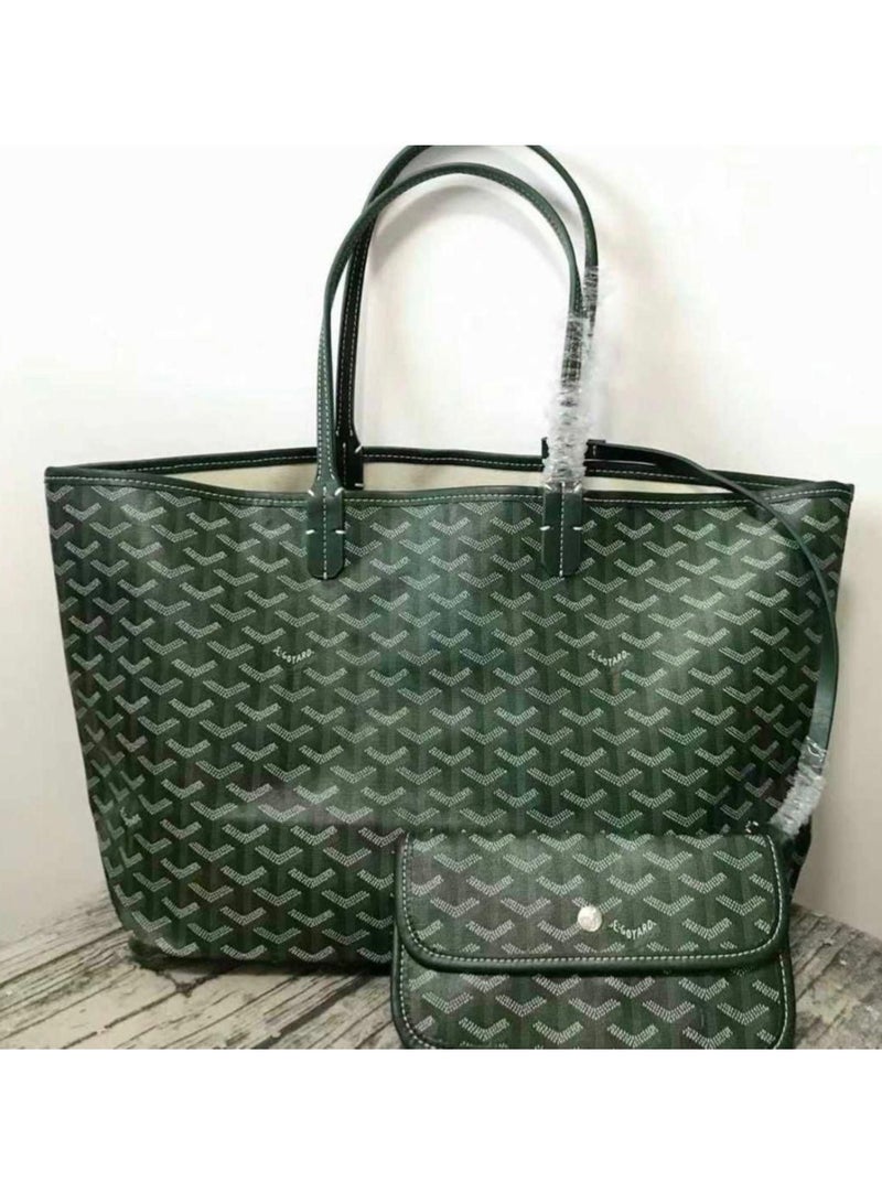 Luxurious and elegant women's bag