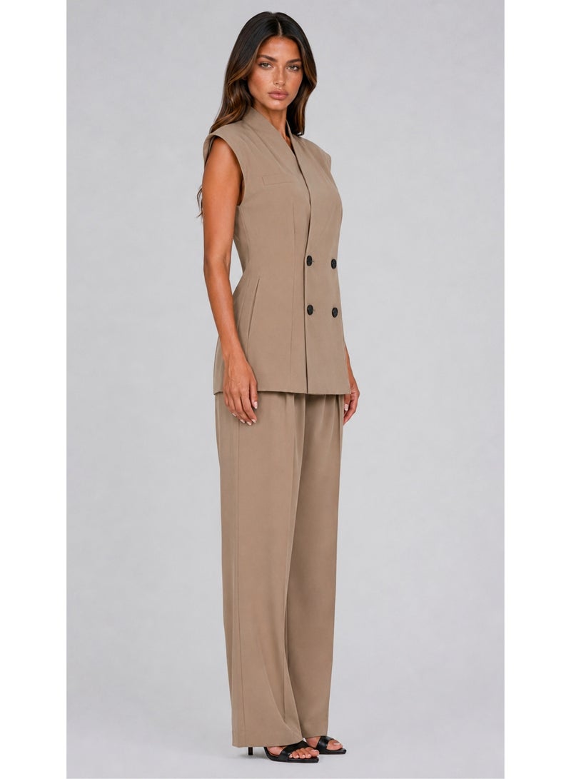 KYVELi Modern Elegance Suit Set-Beige - Image 4