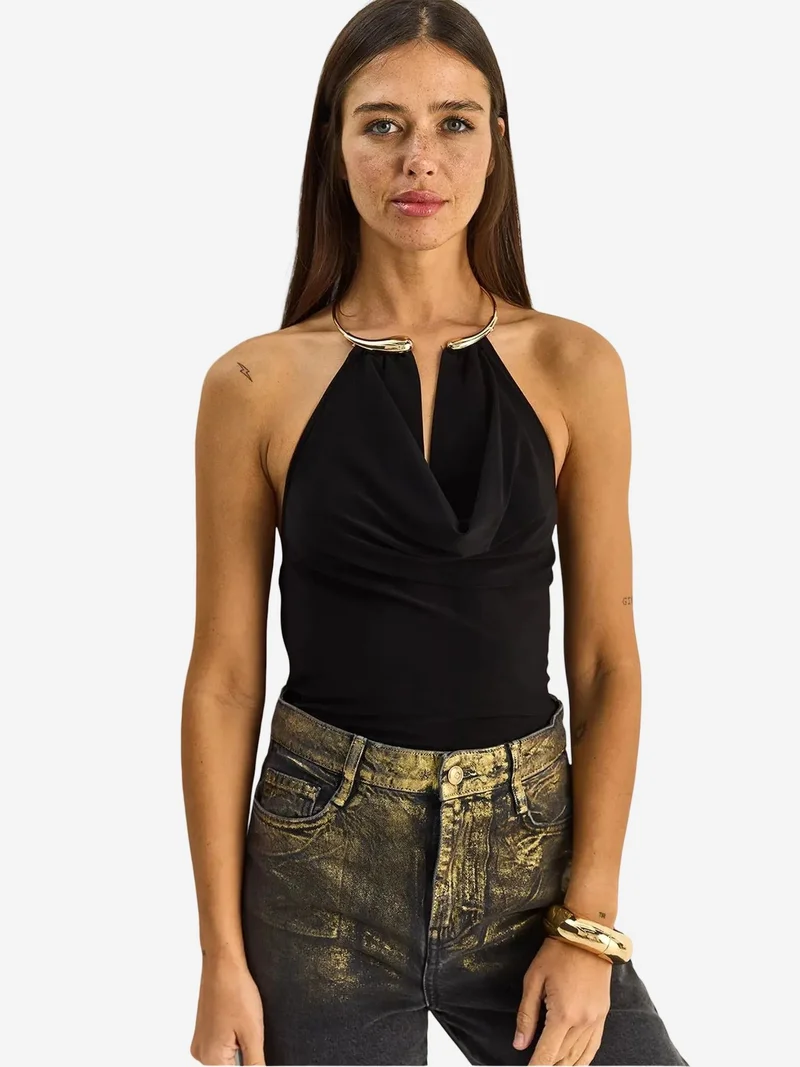 بيانكو لوتشي LUCCI Halter Collar Blouse with Stone Accessory