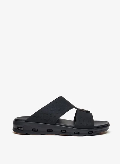 لو كونفورت Men's Textured Arabic Sandals with Metal Accent
