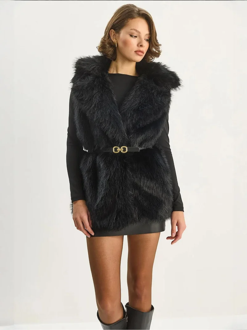 Bianco Lucci LUCCI Faux Fur Waistcoat