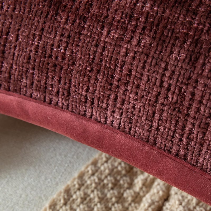 Yaertun Pack of 2 Chenille Textured Decorative Throw Pillow Covers Accent Solid Cushion Cover Soft Cozy Pillow Case with Velvet Back for Couch Sofa Bed Living Room 18x18 Inch Burgundy - Image 3