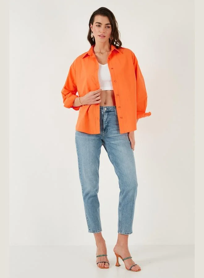 ليلا قميص نسائي بياقة بيضاوية وقصة أمامية قصيرة وخلفية طويلة من قطن ليلا