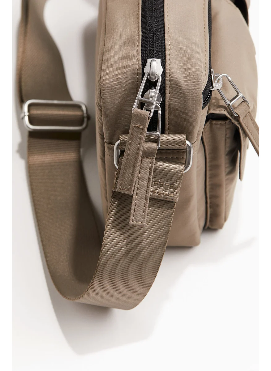 اتش اند ام Shoulder Bag