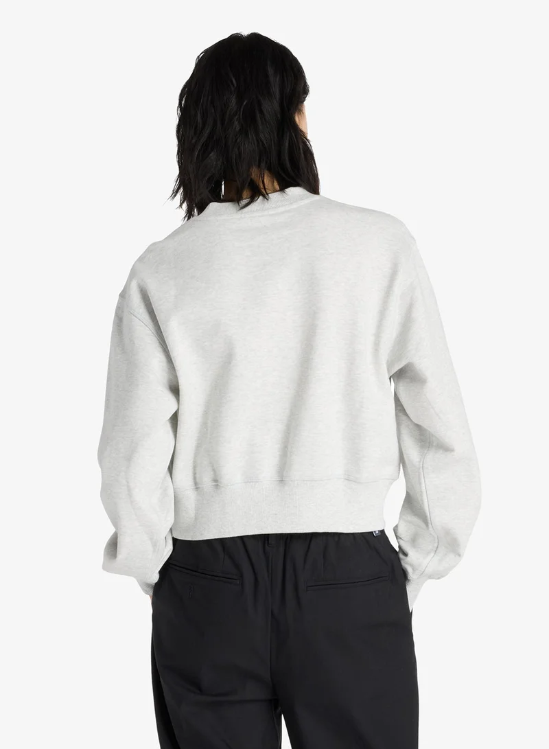 New Balance Athletics Premium Logo Relaxed Sweatshirt