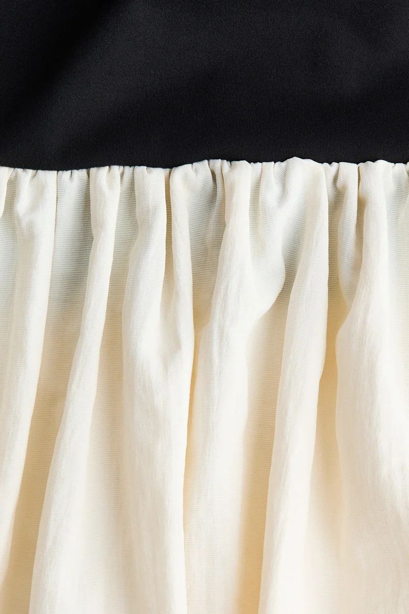 اتش اند ام فستان مكشوف الكتف