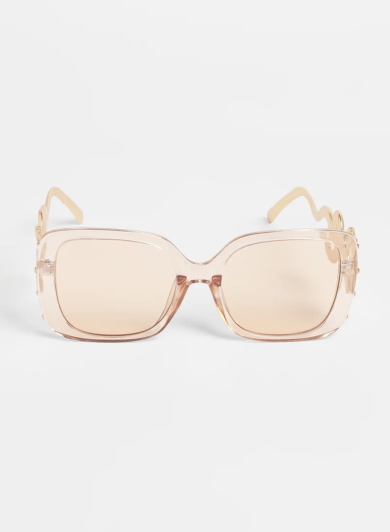 صوص هاوت Haute Sauce Women's The Serpent Butterfly Sunglasses For Casual Wear | One-Size | California Gold Alloy Frame | Ash Brown Polarized Lens | Full Rim | Eyewear For Woman & Girls