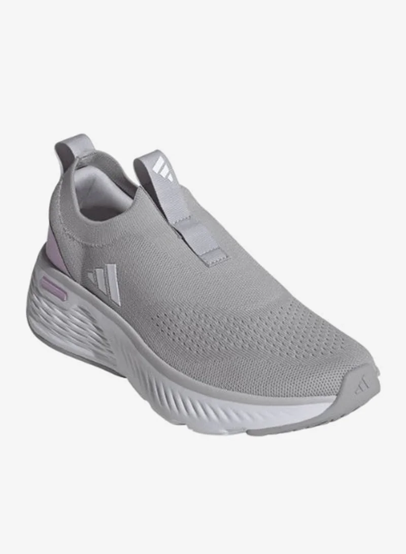 اديداس حذاء كلاود فوم جو نسائي