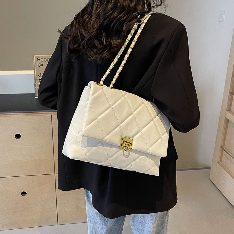 Korean Fashion Crossbody Bag Rhombic Chain Chanel Style Bag Stylish Lock Shoulder Underarm Bag - Image 3