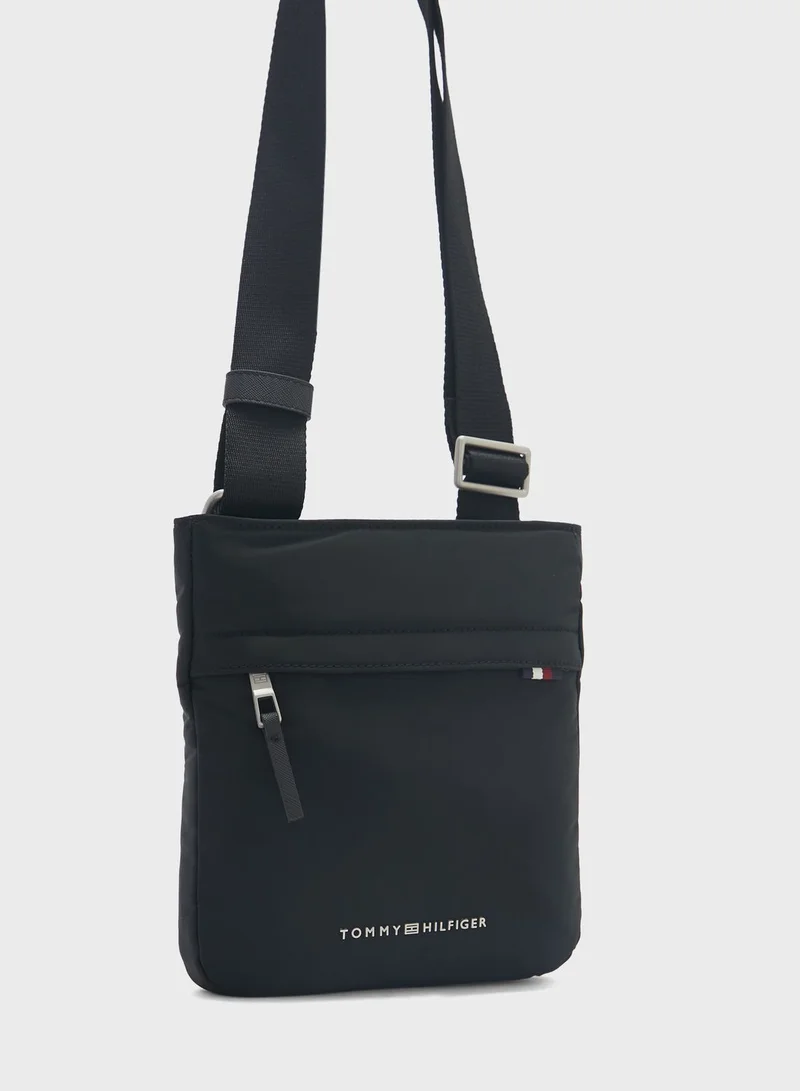 TOMMY HILFIGER Signature Crossover Bag