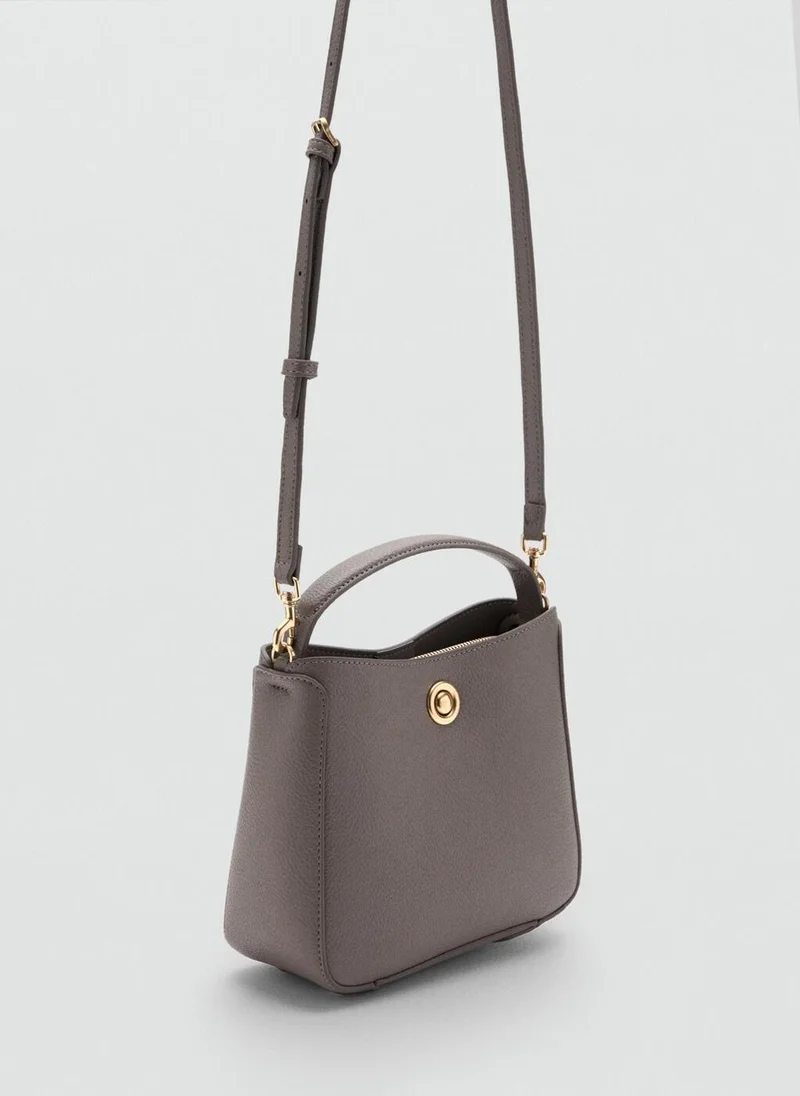 مانجو Small bucket bag with metal detail