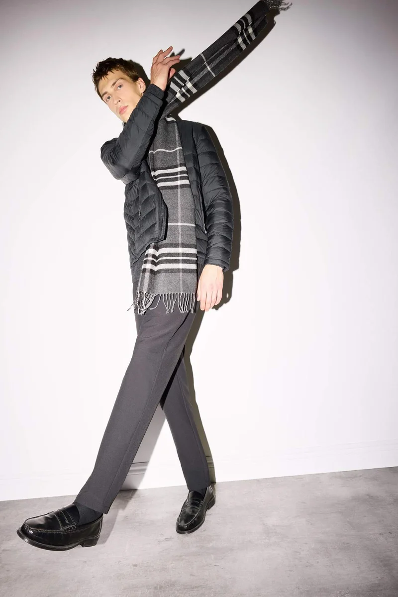 ديفاكتو Man Plaid Neck Scarf