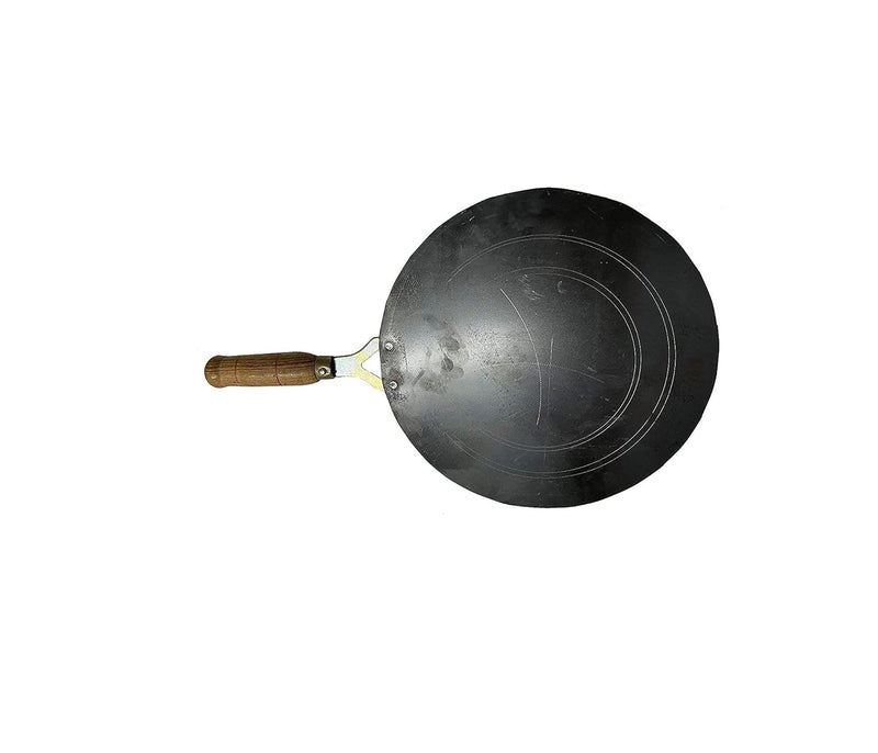 SAIFPRO Iron Flat Tawa for Roti Chapati with V Wooden Handle 10 Inch Black - Image 2