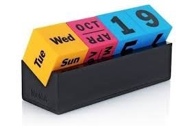 MOMA arteum – Perpetual Calendar, Cubes (Colors) – Multicolor - Image 2