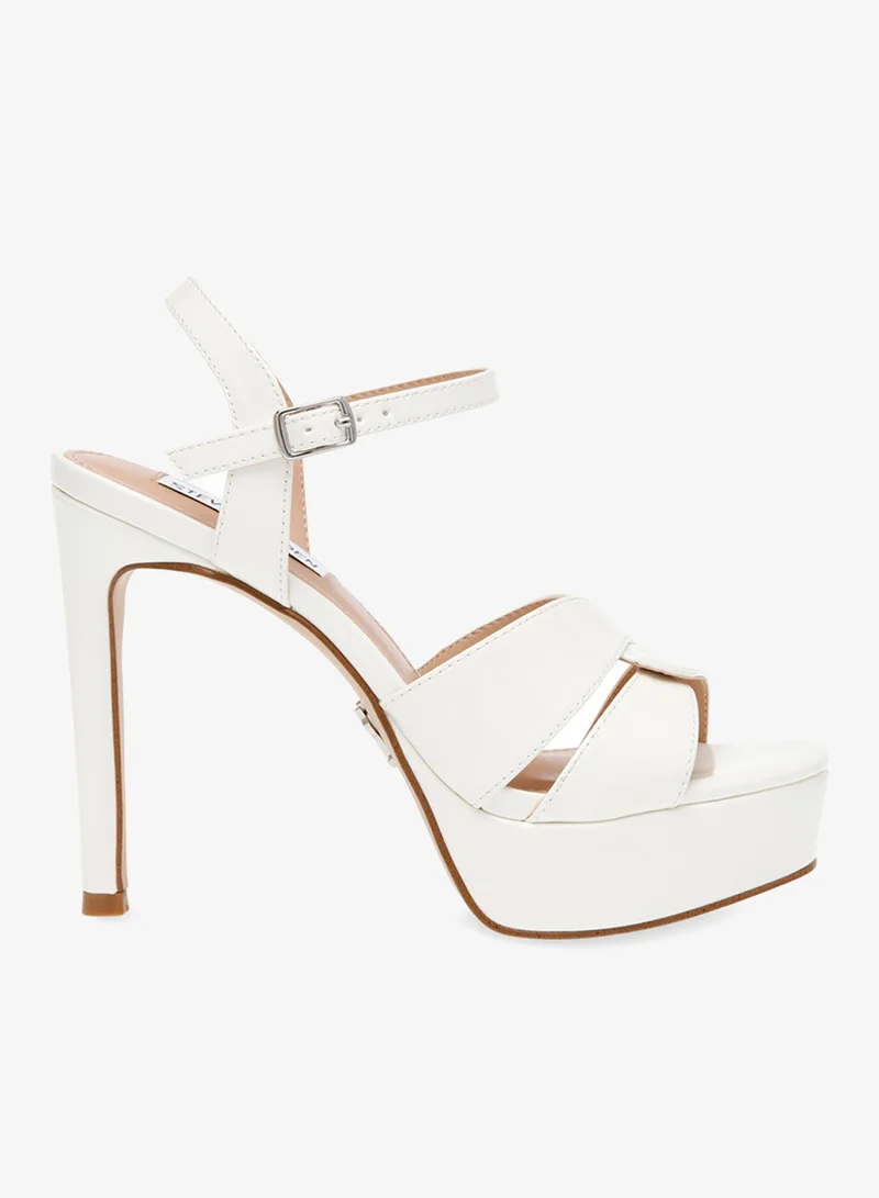 STEVE MADDEN Lavisher White Women's Sandals