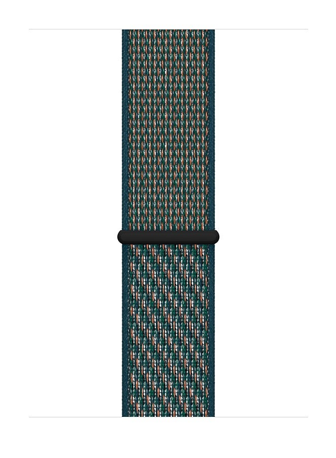 Watch حزام حلقة نايلون متوافق مع ساعة آبل 42mm 44mm 45mm 46mm 49mm، حزام رياضي ناعم منسوج، حزام معصم قابل للتعديل بديل لساعة آبل سلسلة Ultra / SE / سلسلة 1/2/3/4/5/6/7/8/9/10/11 - أخضر - Image 3