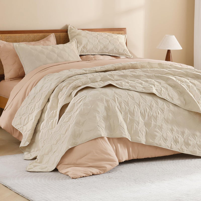 Litanika Oversized King Quilt Bedding Set, 128x120 Inch Super King Oatmeal Comforter Bedspreads Lightweight Bed Coverlets Boho Bedding Cover Decor All Season,3 Pieces (1 Quilt, 2 Pillowcases) - Image 2