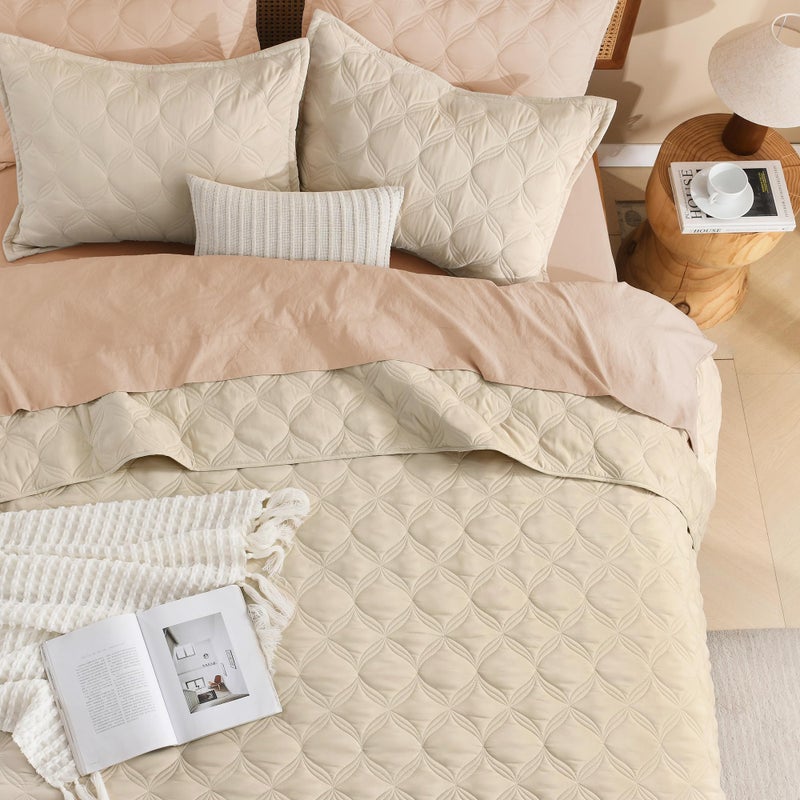 Litanika Oversized King Quilt Bedding Set, 128x120 Inch Super King Oatmeal Comforter Bedspreads Lightweight Bed Coverlets Boho Bedding Cover Decor All Season,3 Pieces (1 Quilt, 2 Pillowcases) - Image 4