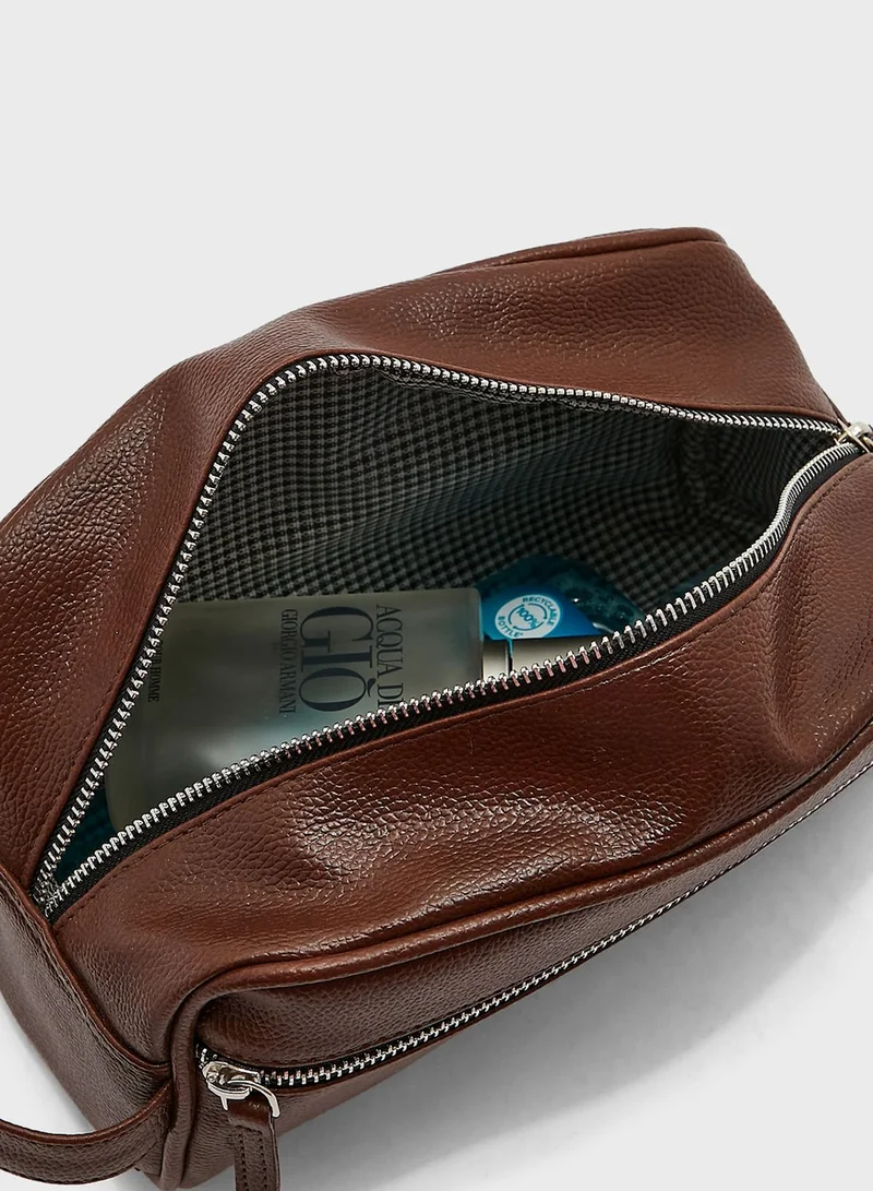 Seventy Five Front Zip Washbag