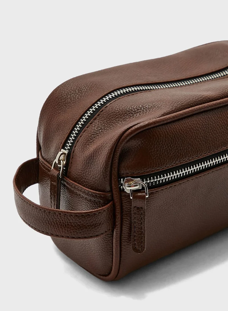 Seventy Five Front Zip Washbag