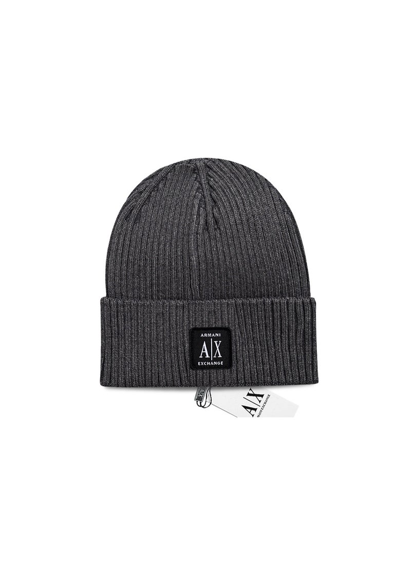 Dark Gray Ribbed Knitted Beanie – Featuring Signature  Logo Patch and Premium Craftsmanship