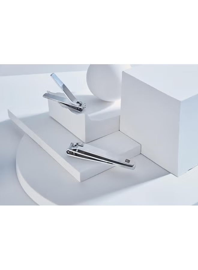 زويلينج ZWILLING Beauty Pro سلسلة العناية بالأظافر من الفولاذ المقاوم للصدأ مجموعة من 3 قطع (مقاطع الأظافر الكبيرة والصغيرة + ملف الأظافر المهنية) - رعاية محترفة الدرجة للعائلة بأكملها - Image 4