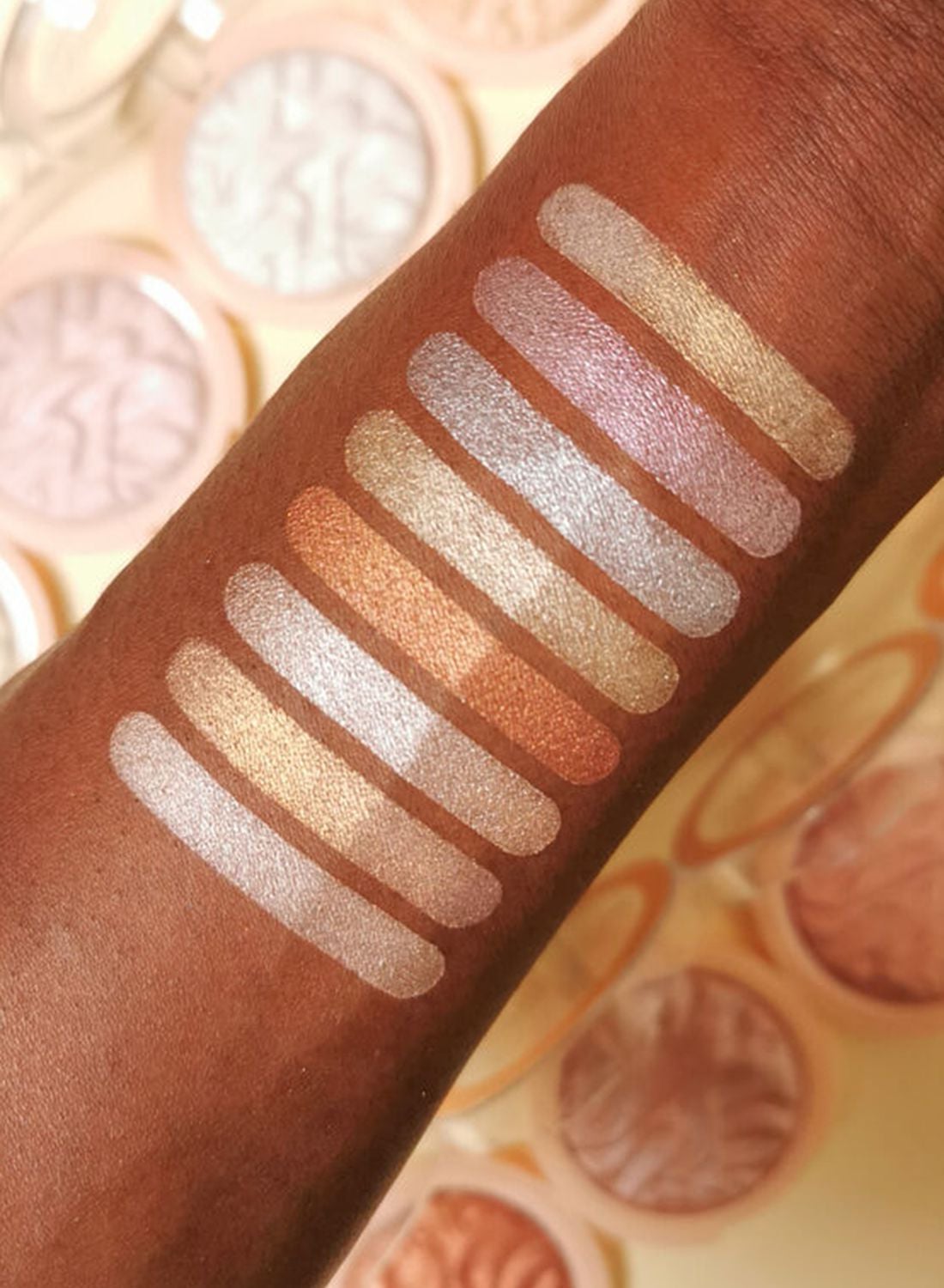 هايلايتر ريفولوشن ريلوديد ميك ان امباكت