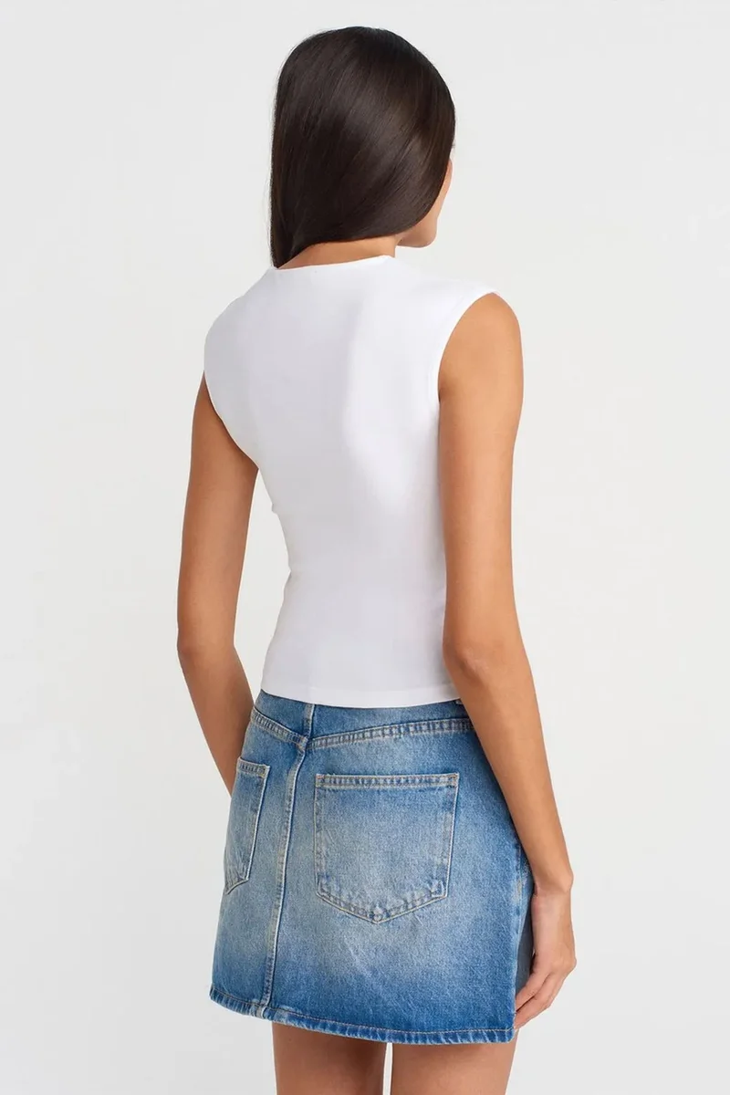 Dilvin White DILVIN Sleeveless Ribbed Crew Neck Slim Fit T-Shirt for Women | Best Price UAE