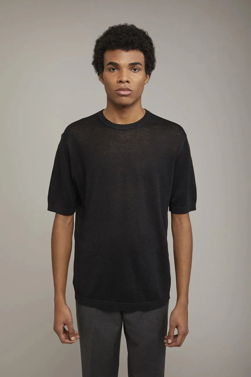Doppelganger Black Men's knitted t-shirt 100% linen short-sleeved regular fit - Black for Men | Best Price UAE