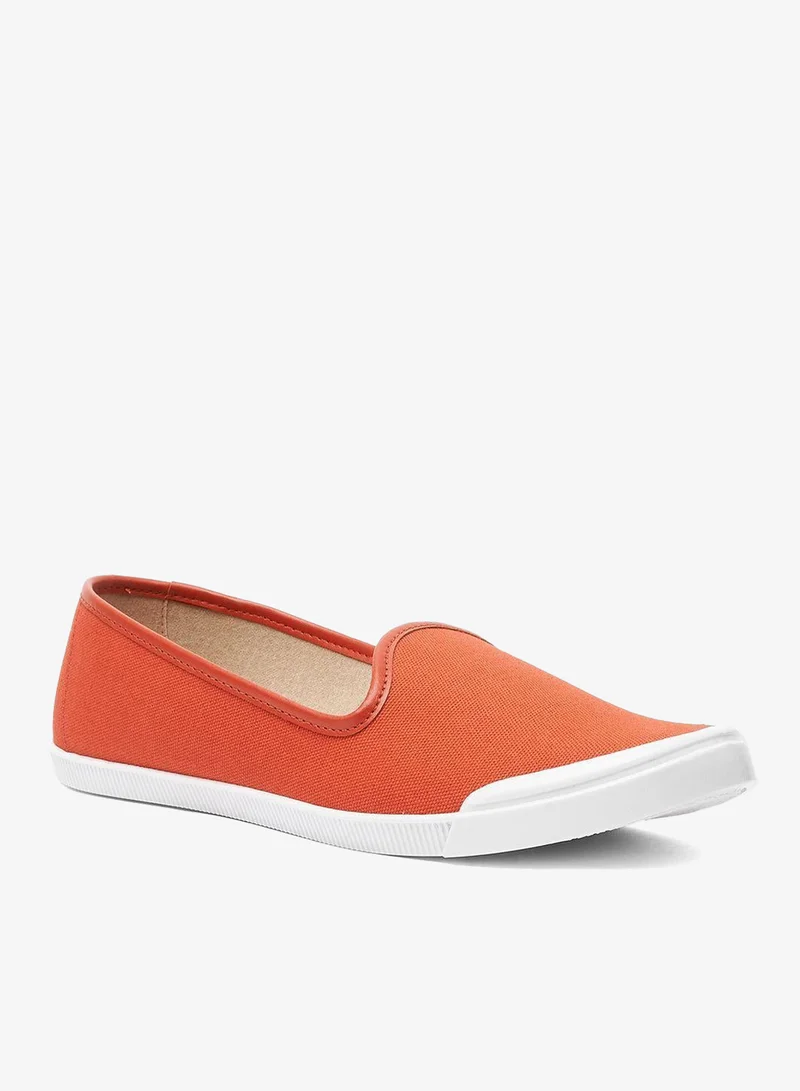 MOLECA Paula Slip ons