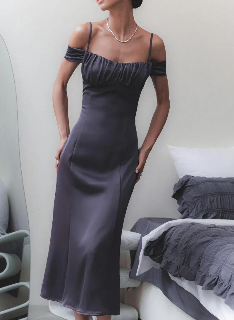 Lichi Short-sleeve midi dress with lace-up waist