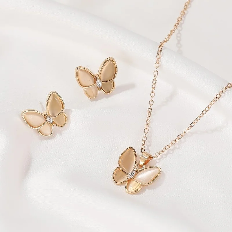 Chavin Stoned Butterfly Necklace and Earring Set ER94