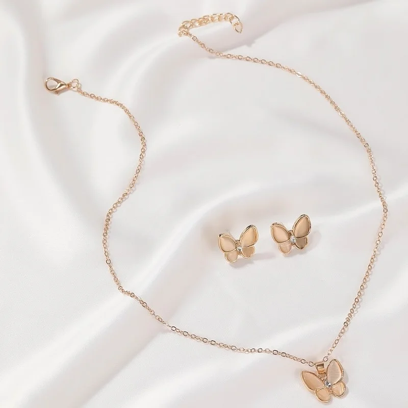 Chavin Stoned Butterfly Necklace and Earring Set ER94