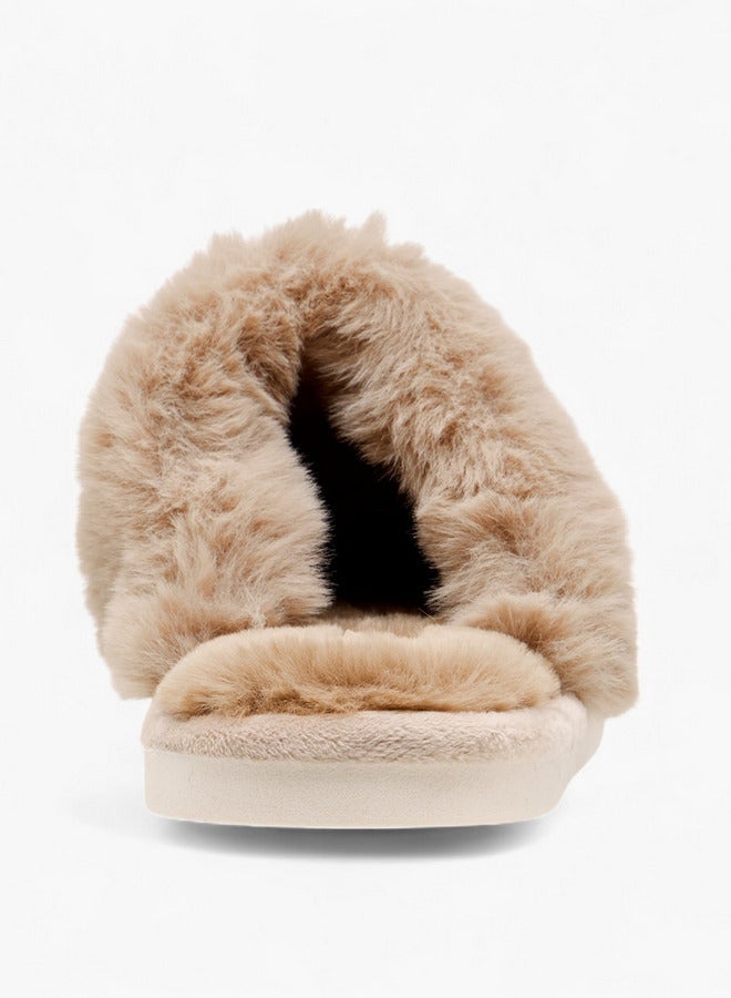 Le Confort Women's Closed Toe Faux Fur Bedroom Slippers - Image 4