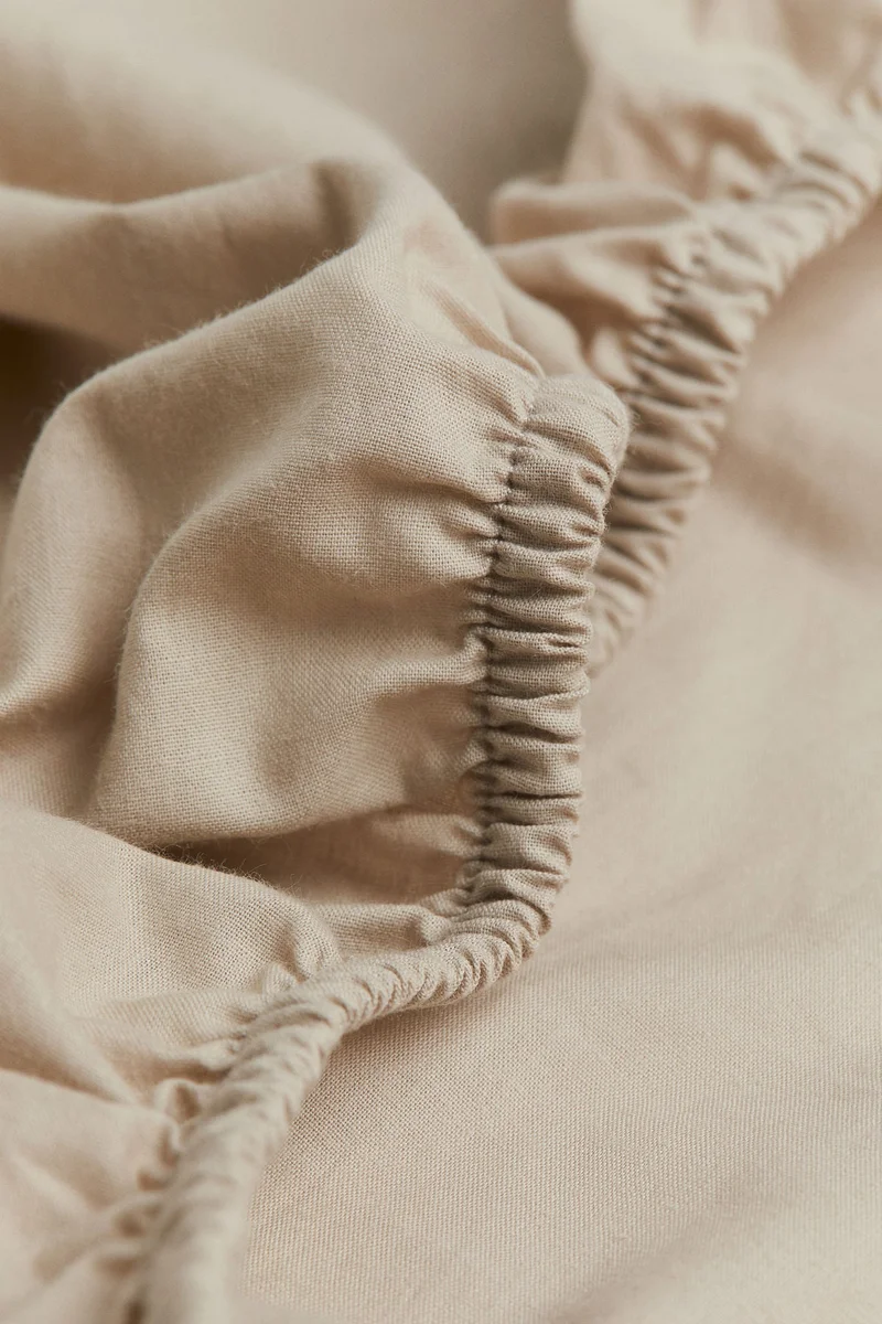 اتش اند ام ملاءة قطن مشدودة